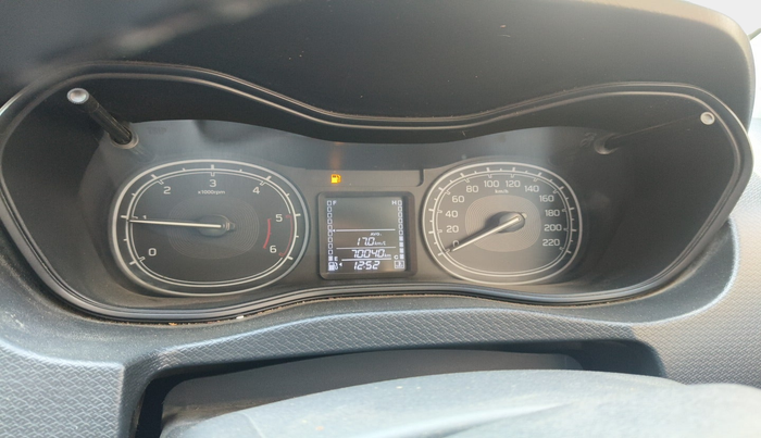 2019 Maruti Vitara Brezza VDI, Diesel, Manual, 70,040 km, interior