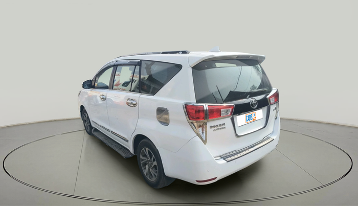 2024 Toyota Innova Crysta GX Plus 8 STR, Diesel, Manual, 39,261 km, exterior