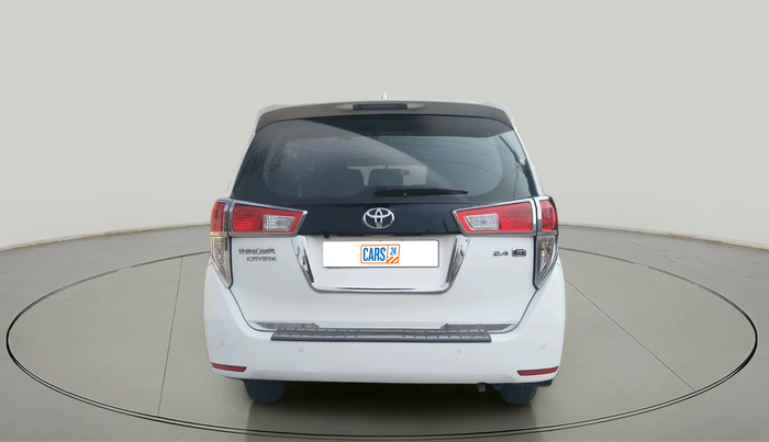 2024 Toyota Innova Crysta GX Plus 8 STR, Diesel, Manual, 39,261 km, exterior