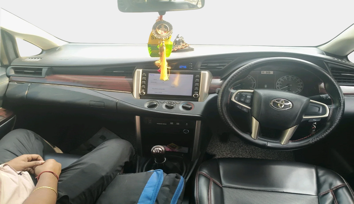 2024 Toyota Innova Crysta GX Plus 8 STR, Diesel, Manual, 39,261 km, interior