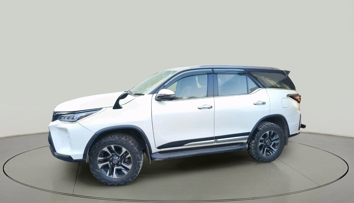2021 Toyota Fortuner 4X2 AT 2.8 LEGENDER, Diesel, Automatic, 77,696 km, exterior