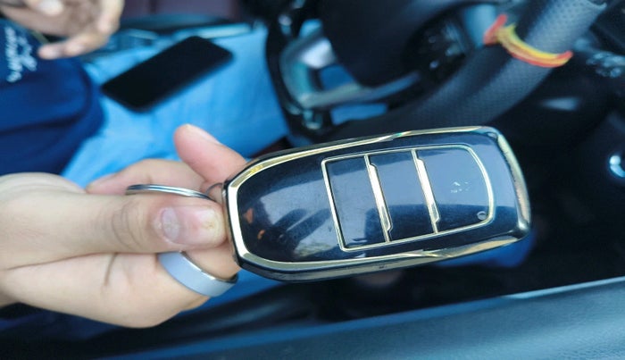 2021 Toyota Fortuner 4X2 AT 2.8 LEGENDER, Diesel, Automatic, 77,696 km, interior