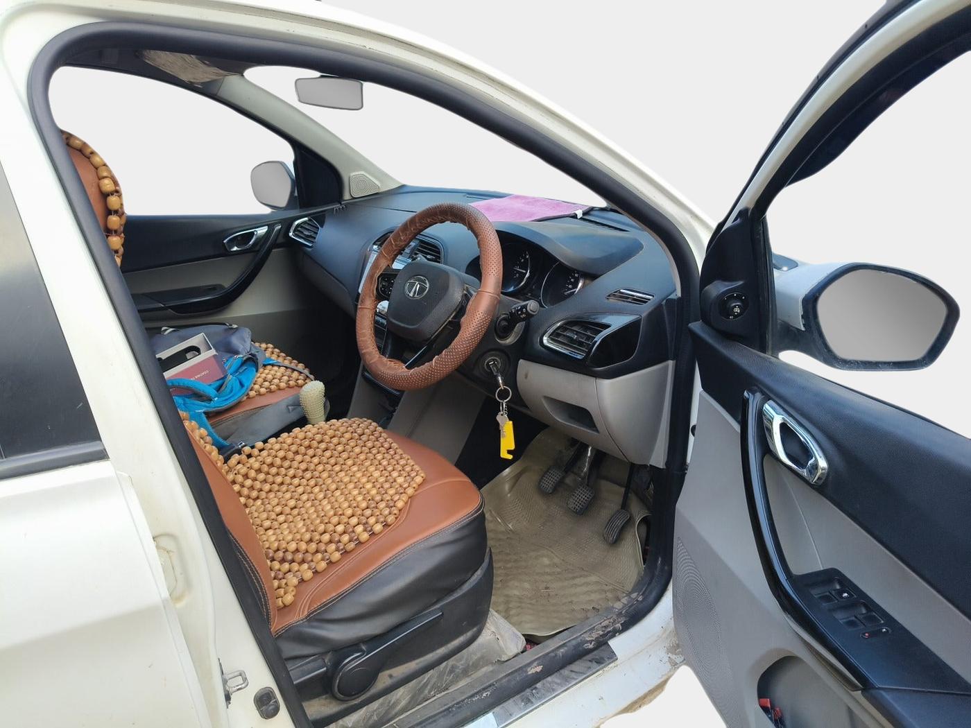 2019 Tata Tiago XZ PLUS DUAL TONE PETROL, Petrol, Manual, 37,150 km, interior