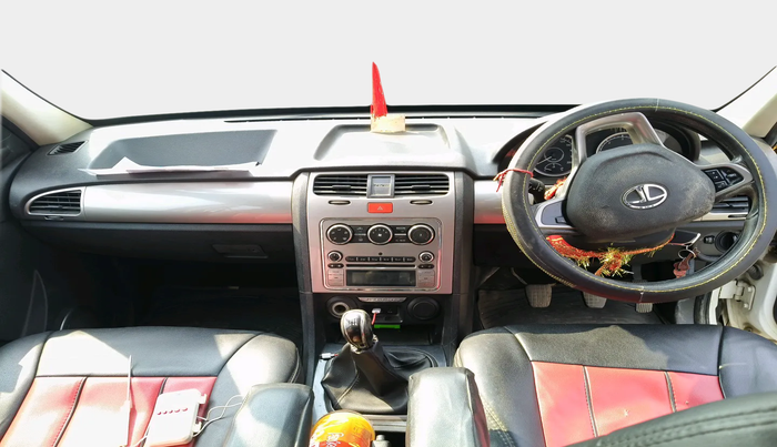 2017 Tata Safari Storme 2.2 EX 4X2, Diesel, Manual, 54,792 km, interior