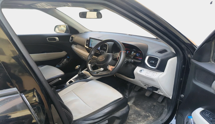 2023 Hyundai VENUE SX 1.5 CRDI, Diesel, Manual, 56,950 km, interior