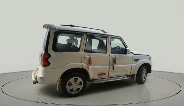 2014 Mahindra Scorpio S4, Diesel, Manual, 2,03,892 km, exterior