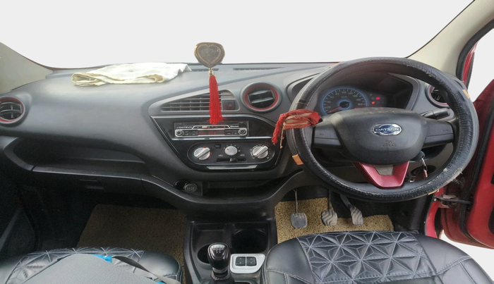 2016 Datsun Redi Go T, Petrol, Manual, 7,60,033 km, interior