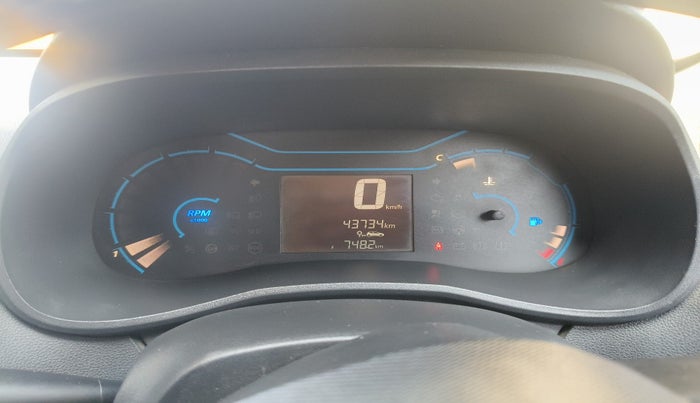 2019 Renault Kwid CLIMBER 1.0 (O), Petrol, Manual, 43,734 km, interior