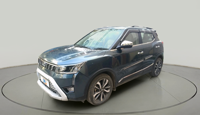 2019 Mahindra XUV300 W8 (O) 1.2 PETROL, Petrol, Manual, 31,350 km, exterior
