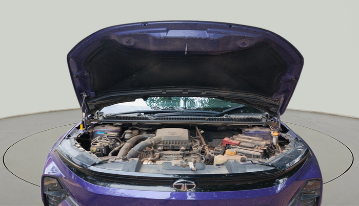 2023 Tata NEXON FEARLESS SUNROOF DUAL TONE 1.2 PETROL, Petrol, Manual, 30,220 km, exterior