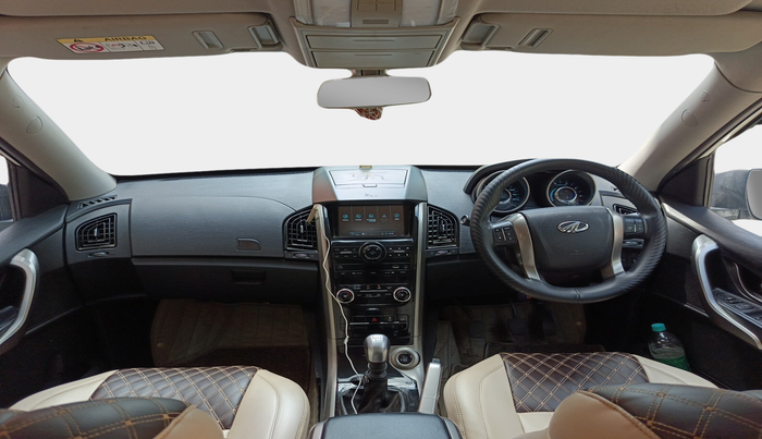 2020 Mahindra XUV500 W7, Diesel, Manual, 47,597 km, interior