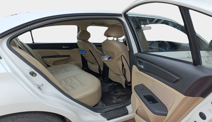 2022 Honda Amaze 1.2L I-VTEC VX CVT, Petrol, Automatic, 56,110 km, interior
