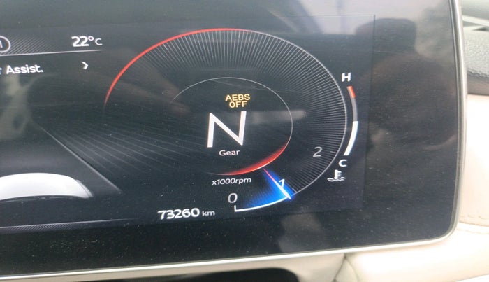 2021 Mahindra XUV700 AX 7 D MT 7 STR, Diesel, Manual, 73,260 km, interior