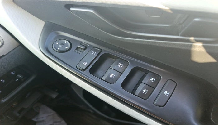 2023 Hyundai Creta EX 1.5 PETROL, Petrol, Manual, 30,335 km, interior