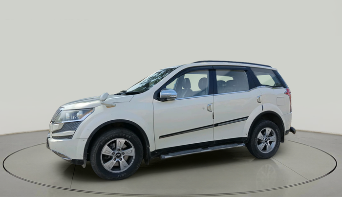 2013 Mahindra XUV500 W8, Diesel, Manual, 1,73,572 km, exterior