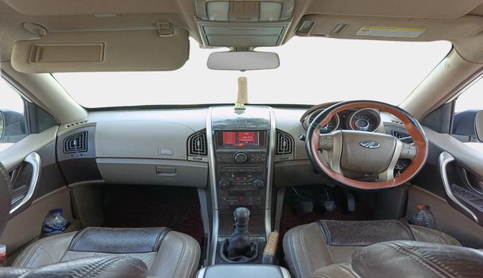 2013 Mahindra XUV500 W8, Diesel, Manual, 1,73,572 km, interior