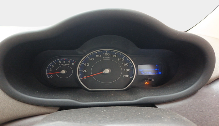 2013 Hyundai i10 MAGNA 1.1, Petrol, Manual, 92,996 km, interior