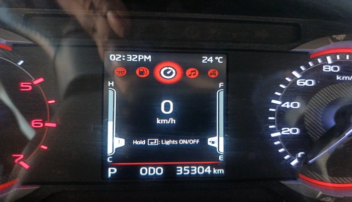 2024 Mahindra Thar Roxx MX5 Diesel AT 2WD, Diesel, Automatic, 35,304 km, interior