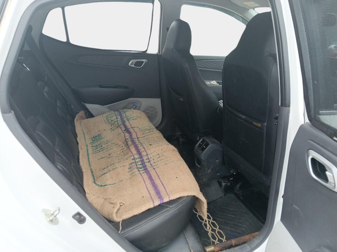 2024 Hyundai GRAND I10 NIOS SPORTZ 1.2 KAPPA VTVT CNG, Petrol, Manual, 19,412 km, interior