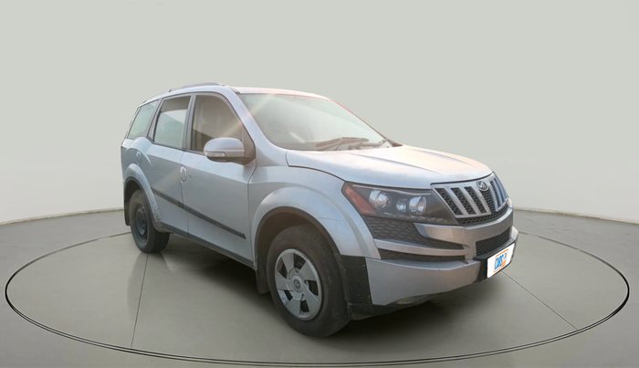2014 Mahindra XUV500 W6, Diesel, Manual, 1,62,602 km, exterior