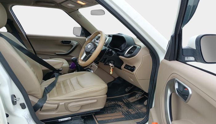 2022 Mahindra BOLERO NEO N10 R, Diesel, Manual, 47,202 km, interior