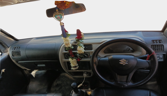 2023 Maruti Eeco 5 STR AC CNG, Petrol, Manual, 40,338 km, interior