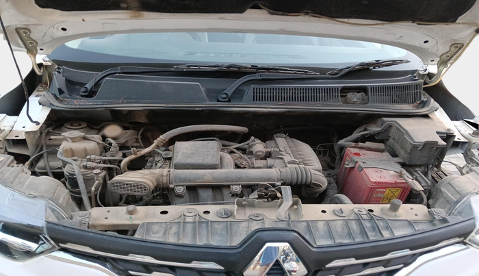 2021 Renault TRIBER RXZ AMT, Petrol, Automatic, 44,955 km, exterior