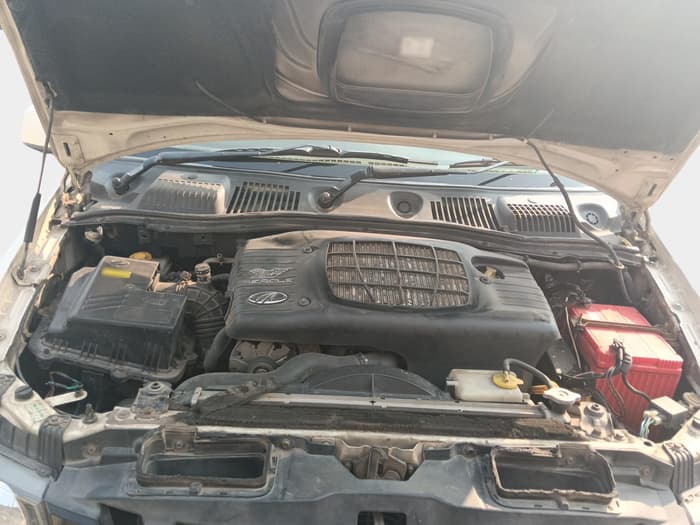 2012 Mahindra Xylo E8 BS-III, Diesel, Manual, 1,48,226 km, exterior