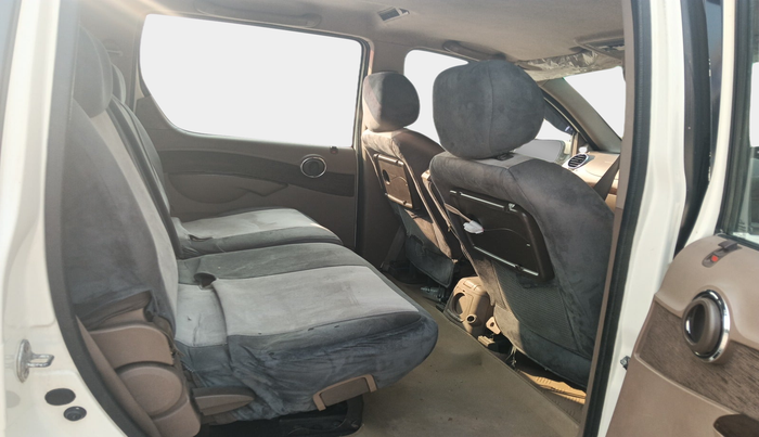 2012 Mahindra Xylo E8 BS-III, Diesel, Manual, 1,48,226 km, interior
