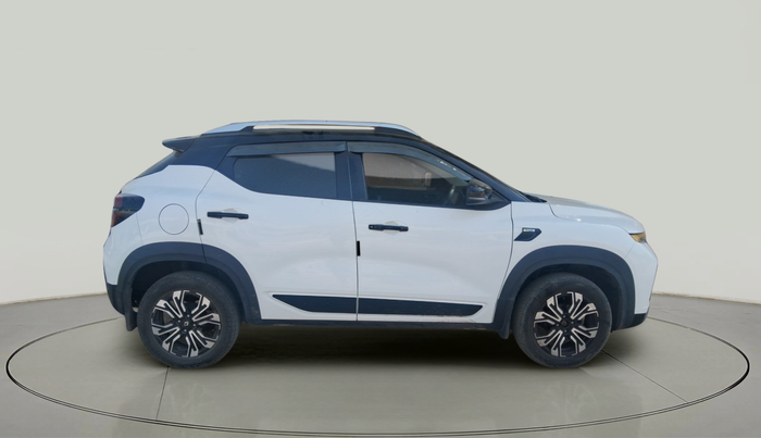 2023 Renault Kiger RXZ MT, Petrol, Manual, 20,165 km, exterior