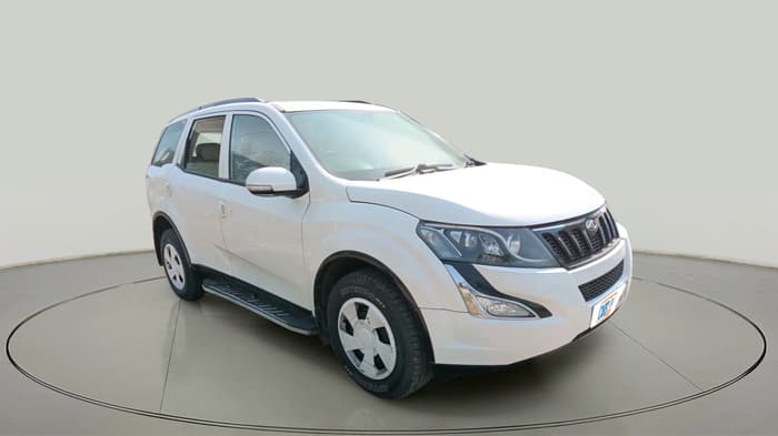 2017 Mahindra XUV500 W6, Diesel, Manual, 82,000 km, exterior