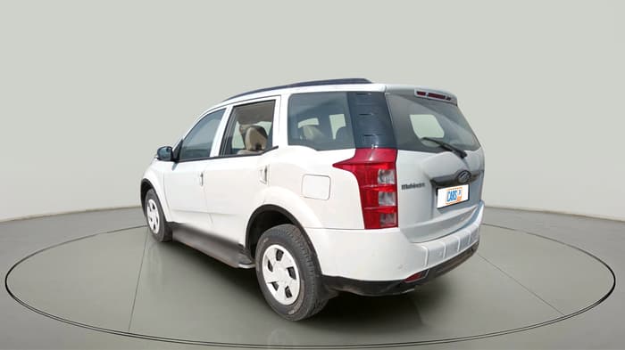 2017 Mahindra XUV500 W6, Diesel, Manual, 82,000 km, exterior