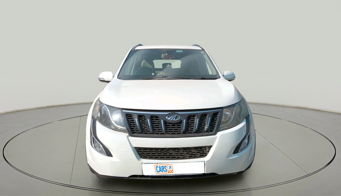 2017 Mahindra XUV500 W6, Diesel, Manual, 80,174 km, exterior