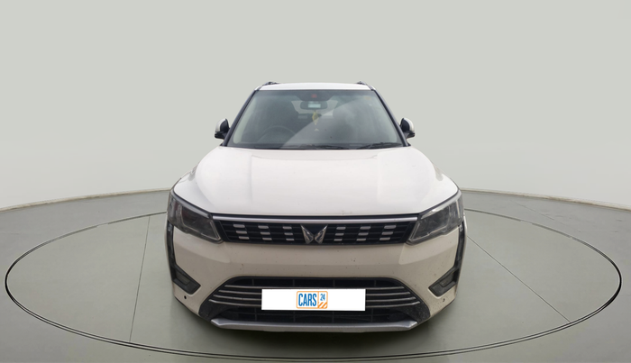 2021 Mahindra XUV300 W8 (O) 1.5 DIESEL, Diesel, Manual, 1,60,346 km, exterior