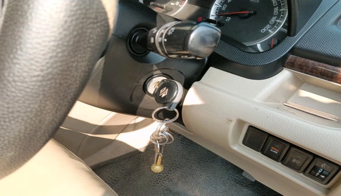 2014 Maruti Swift Dzire VXI, Petrol, Manual, 72,752 km, interior