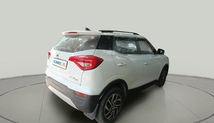 2023 Mahindra XUV300 W8 1.2 PETROL, Petrol, Manual, 18,396 km, exterior