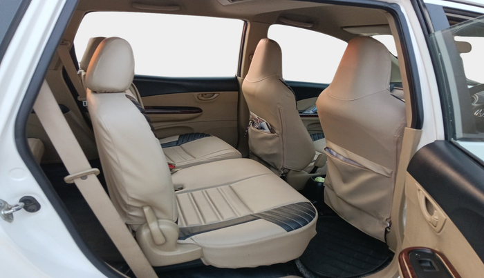 2014 Honda Mobilio 1.5L I-DTEC V, Diesel, Manual, 2,18,049 km, interior