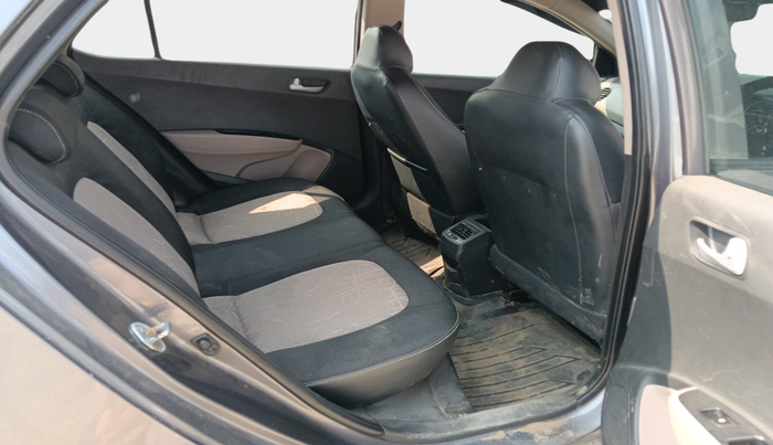 2017 Hyundai Grand i10 ASTA U2 1.2 CRDI, Diesel, Manual, 94,541 km, interior