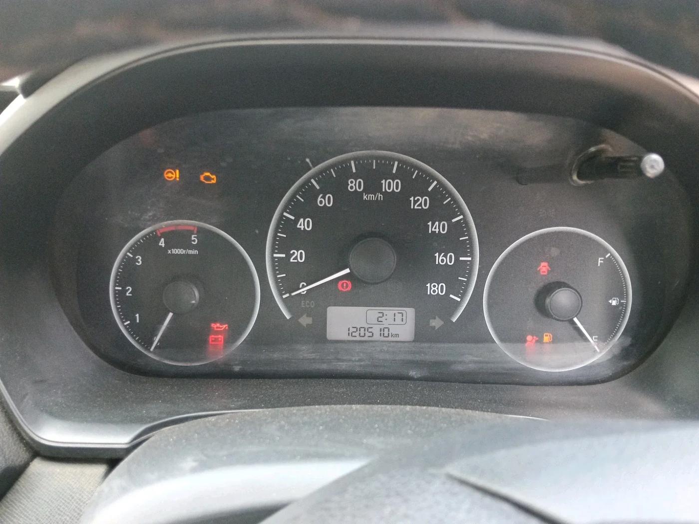 2017 Honda BR-V 1.5L I- DTEC S, Diesel, Manual, 1,20,510 km, interior