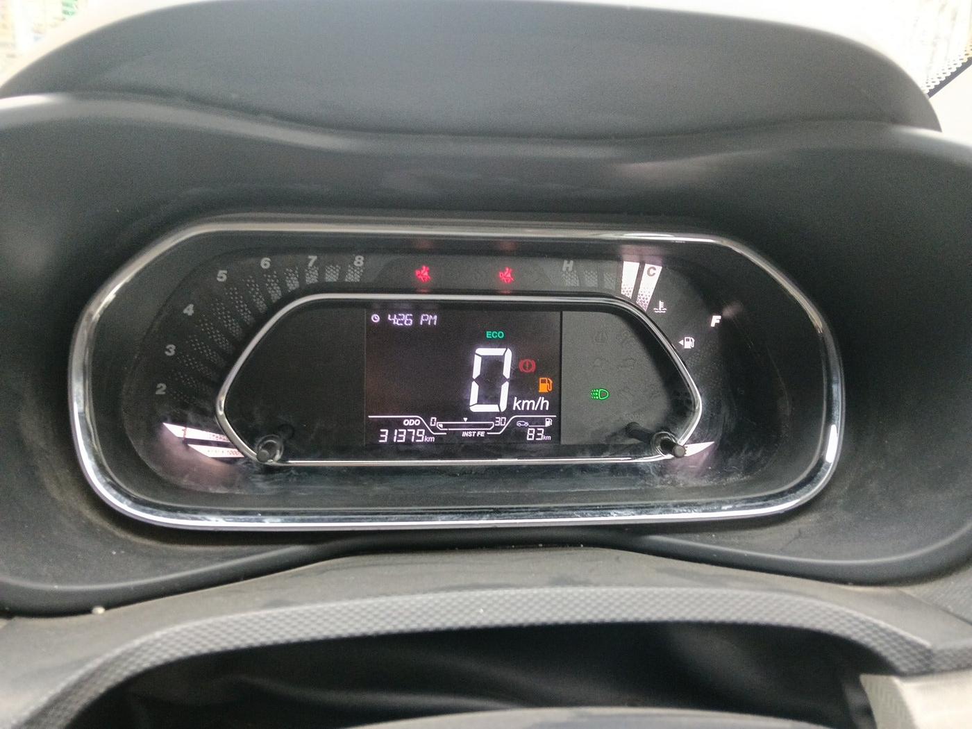 2022 Tata NEXON XZ PLUS PETROL, Petrol, Manual, 31,379 km, interior