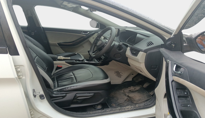 2022 Tata NEXON XZ PLUS PETROL, Petrol, Manual, 31,379 km, interior
