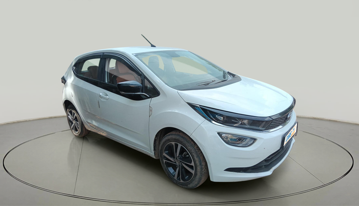 2023 Tata ALTROZ XZ DIESEL, Diesel, Manual, 42,228 km, exterior