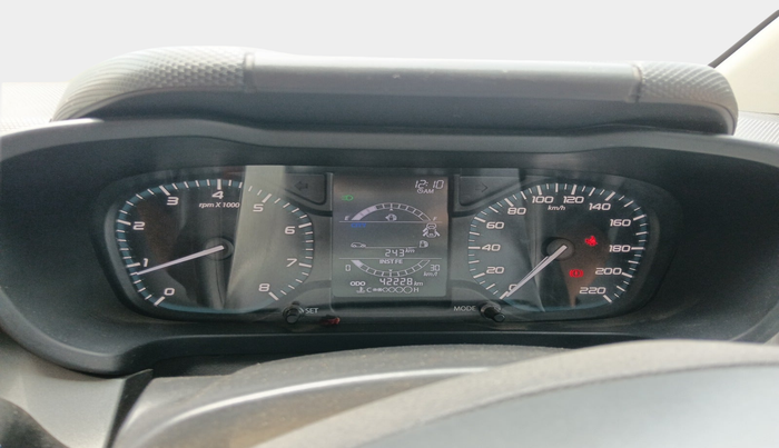 2023 Tata ALTROZ XZ DIESEL, Diesel, Manual, 42,228 km, interior