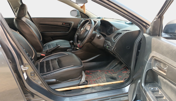 2021 Maruti Vitara Brezza VXI, Petrol, Manual, 94,401 km, interior