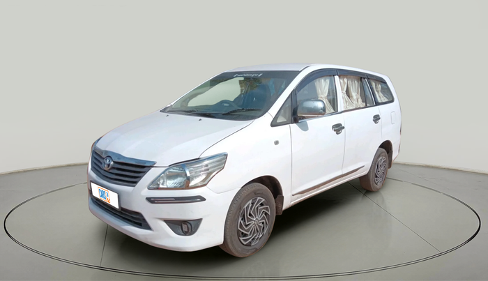 2013 Toyota Innova G1 2.5, Diesel, Manual, 2,70,000 km, exterior