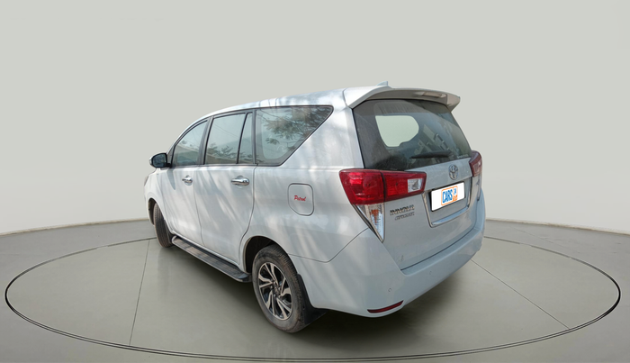 2022 Toyota Innova Crysta 2.7 VX 7 STR, Petrol, Manual, 43,556 km, exterior