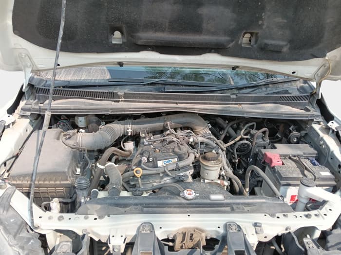 2022 Toyota Innova Crysta 2.7 VX 7 STR, Petrol, Manual, 43,556 km, exterior
