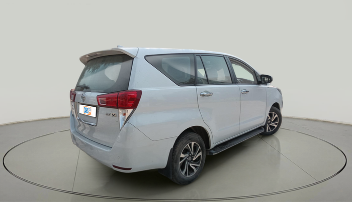 2022 Toyota Innova Crysta 2.7 VX 7 STR, Petrol, Manual, 43,556 km, exterior