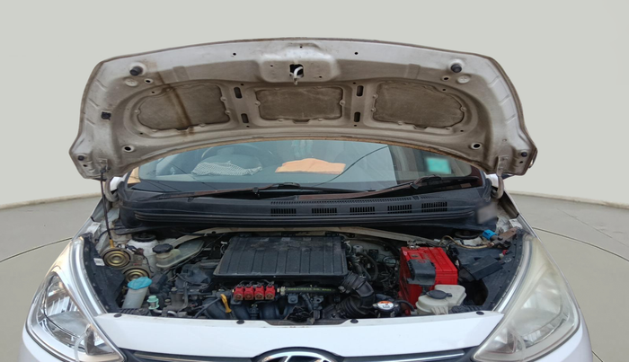 2014 Hyundai Grand i10 SPORTZ 1.2 KAPPA VTVT, Petrol, Manual, 2,00,711 km, exterior