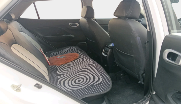 2021 Hyundai VENUE S+ 1.2, Petrol, Manual, 38,329 km, interior